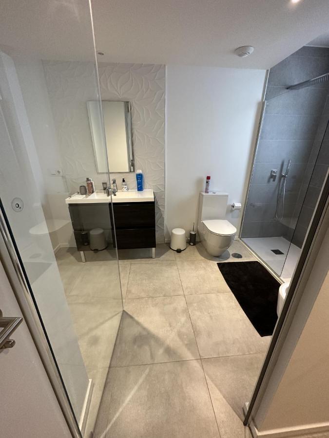 2-Bedroom-Apartment With A Terrace, Pool, Gym مالقة المظهر الخارجي الصورة
